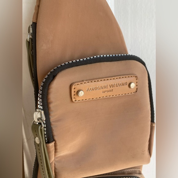 Adrienne Vittadini® Tan
Sport Collection Unisex Nylon Sling
Bag - Picture 2 of 7